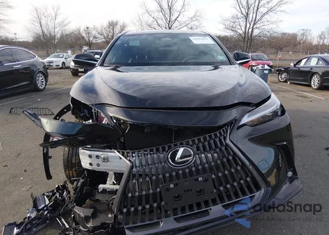 2026 Lexus Nx 350 Premium z USA, uszkodzony, nr VIN 2T2GGCEZ7TC104087